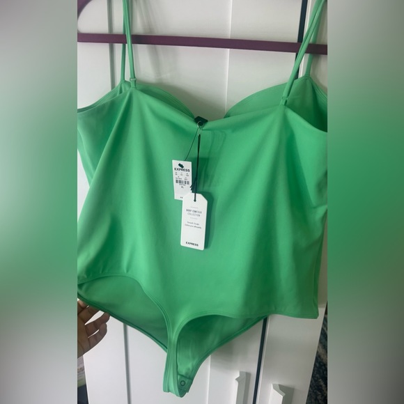 Express Bodysuit - Picture 3 of 8